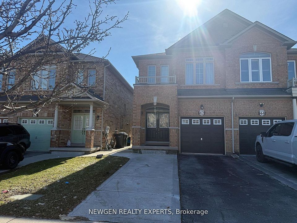 1st image of 42 Crystalview Cres