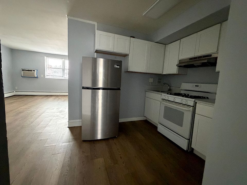 1st image of 5237 Oxford Ave #3D