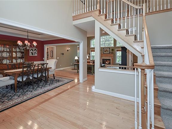 5th image of 10953 Stonewycke Dr