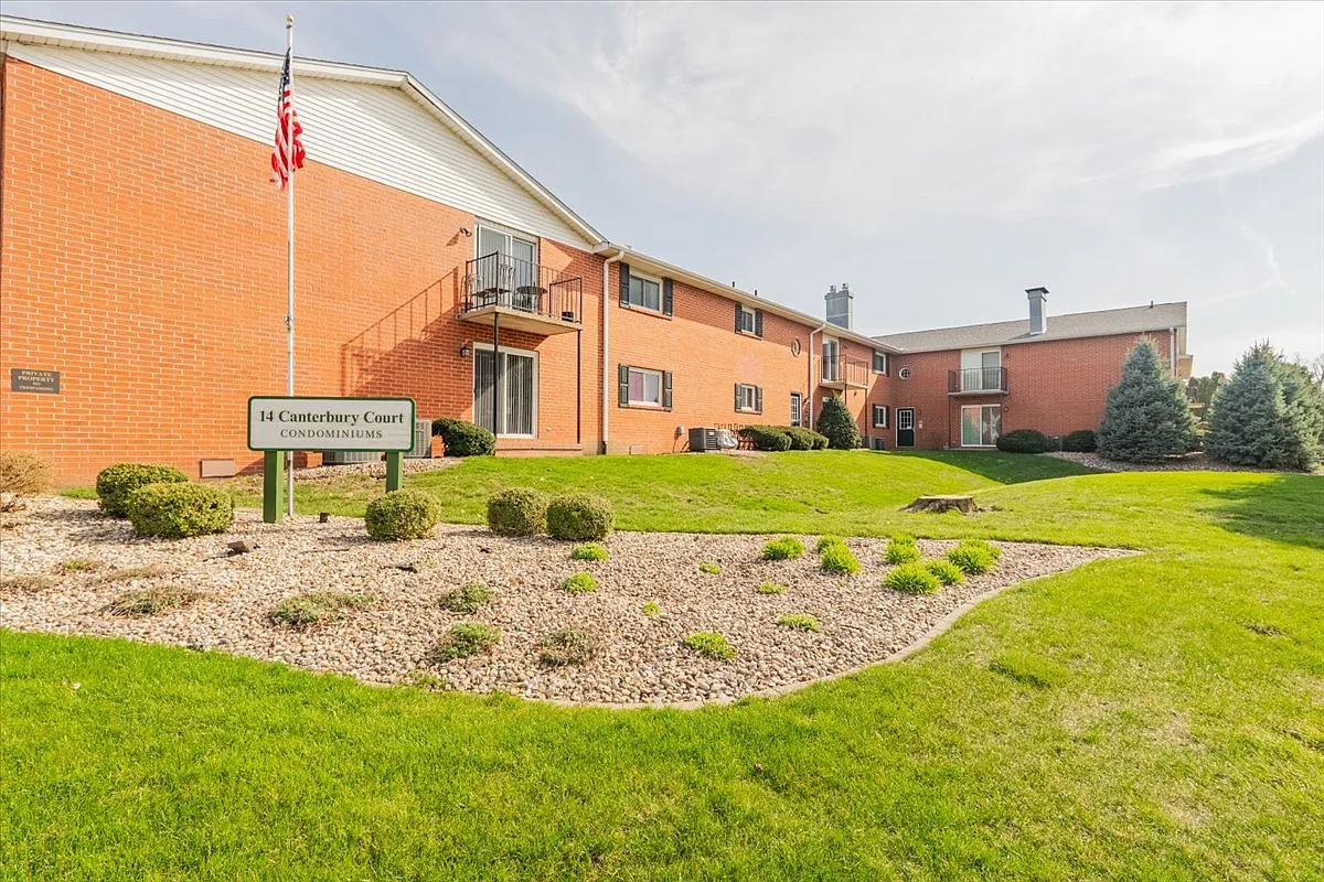 14 Canterbury Ct APT 23 photo 1
