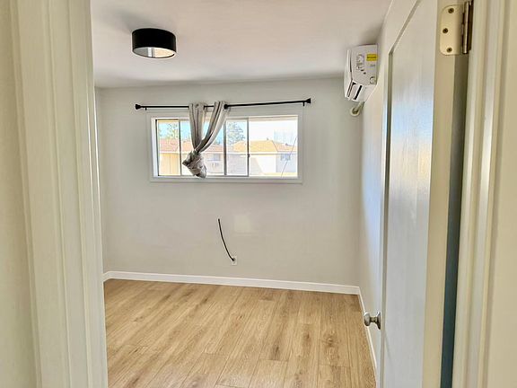 2nd image of 1605 Greenport Ave APT C