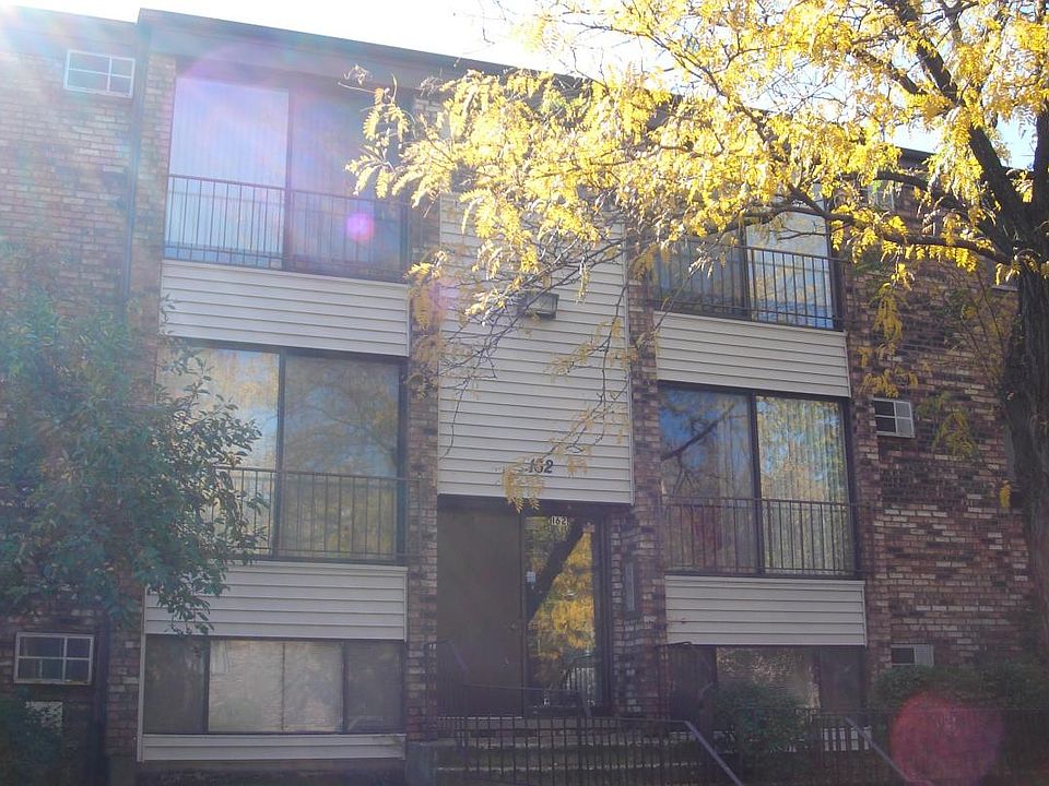 1st image of 162 Gladstone Dr APT 201