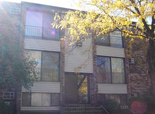 162 Gladstone Dr APT 201, Glendale Heights, IL 60139