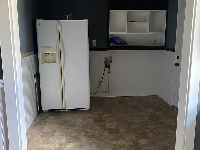 3902 Hawthorne Ave SW — Photo 10