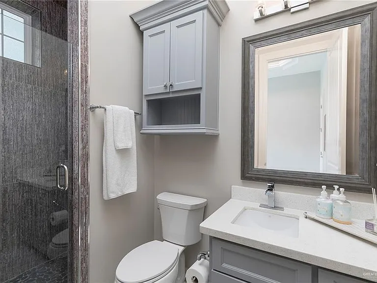 2608 Arroyo Ave — Photo 22