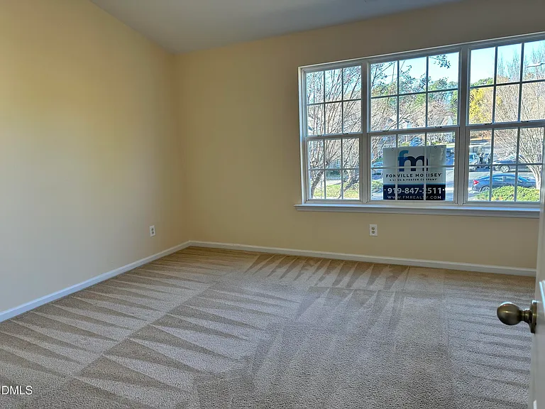 7852 Averette Field Dr — Photo 17