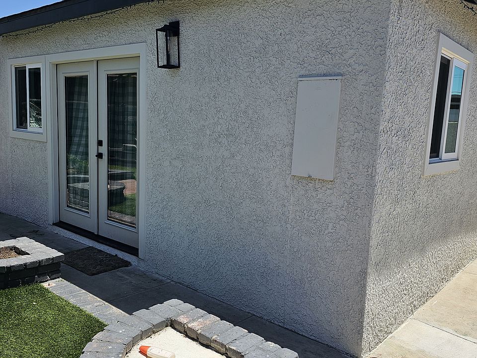 1st image of 5402 Hazelbrook Ave #2