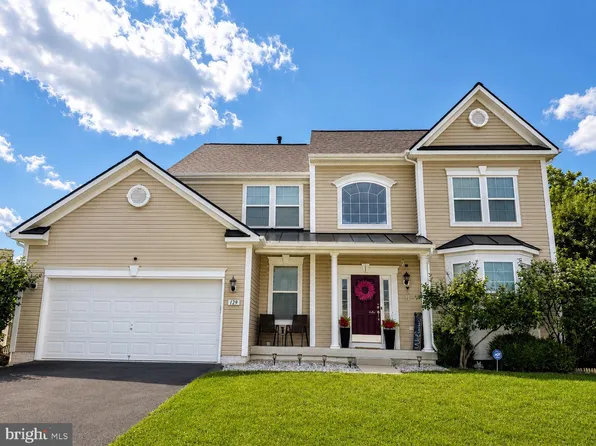 129 Pierce Arrow Way, Martinsburg, WV 25401