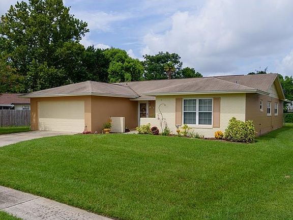 2nd image of 1382 Benwick Way