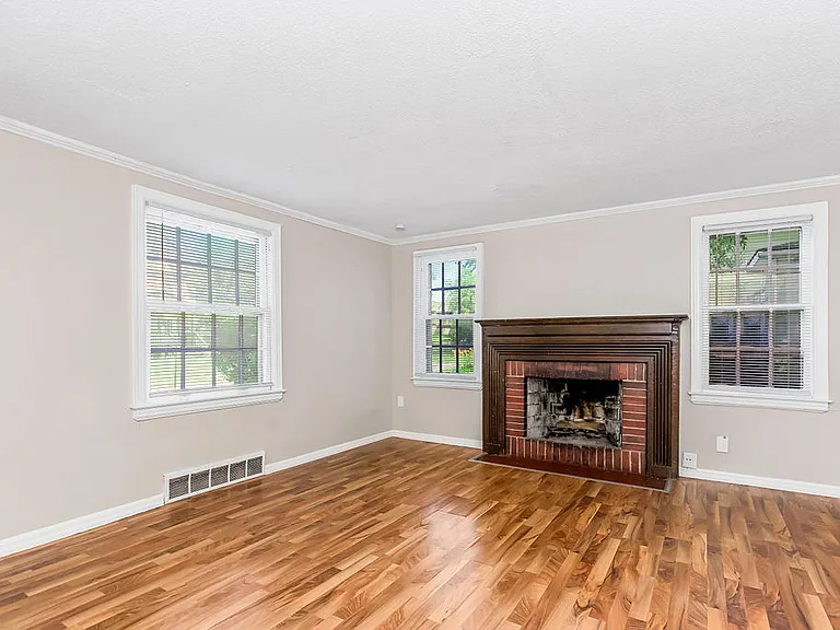 4131EatonSt-4_10222024