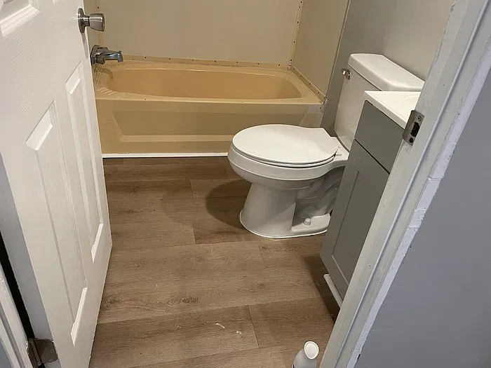3 bed, 2.0 bath, $995 — Photo 4