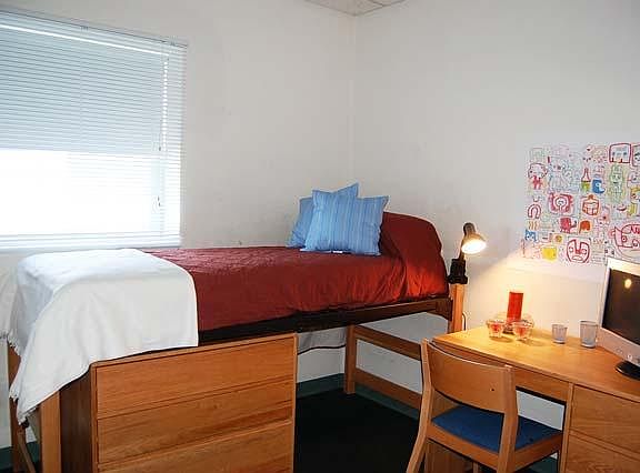 2nd image of 390 Metacom Ave #108