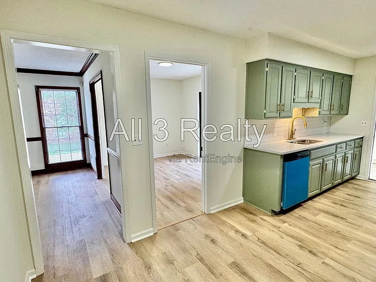 2905 Willow Lane Dr — Photo 12