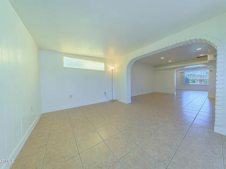 4558 N 15th Ave — Photo 22