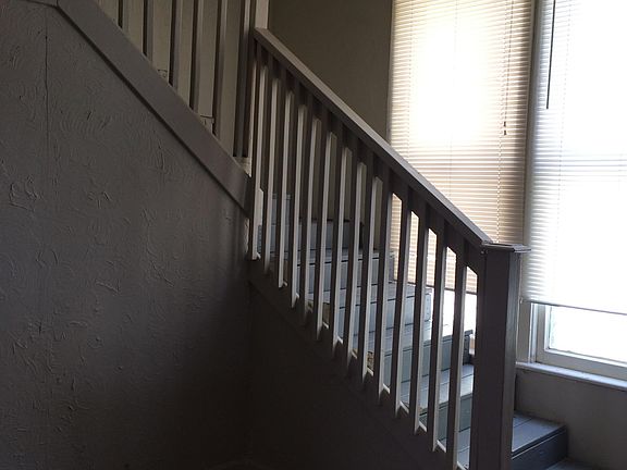 4th image of 729 S 16th St