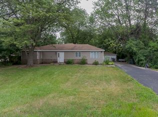 1025 Apple St, Hoffman Estates, IL 60169