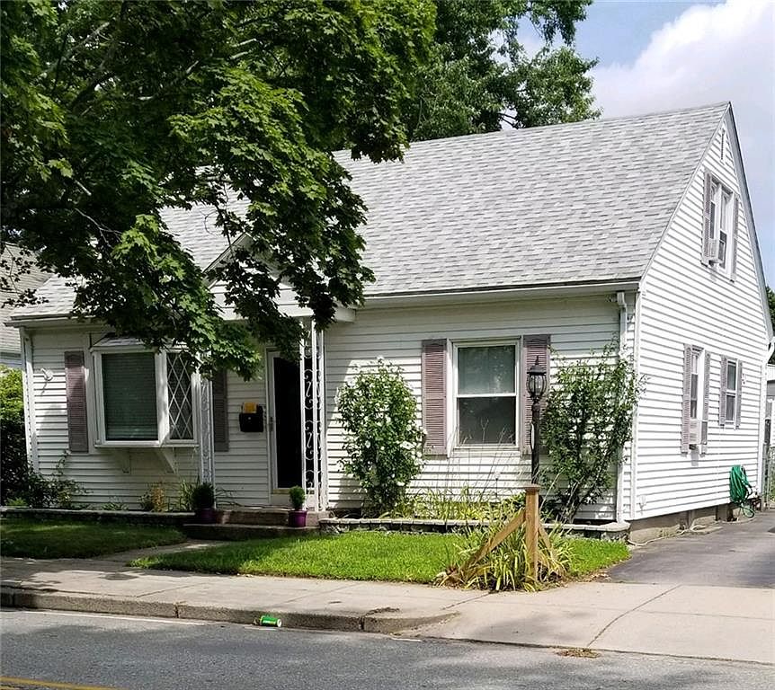 488 Walcott St, Pawtucket, RI 02861 Zillow