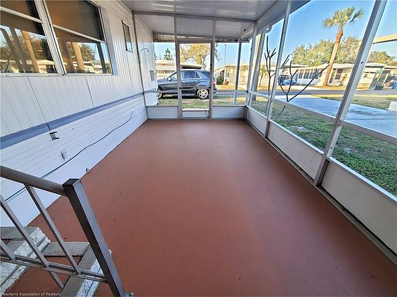 3rd image of 1733 Jeri Kay Ln