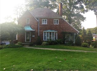 114 Woodland Dr, Pittsburgh, PA 15236