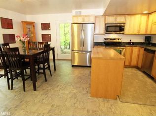 5279 Navaho Dr, Alexandria, VA 22312