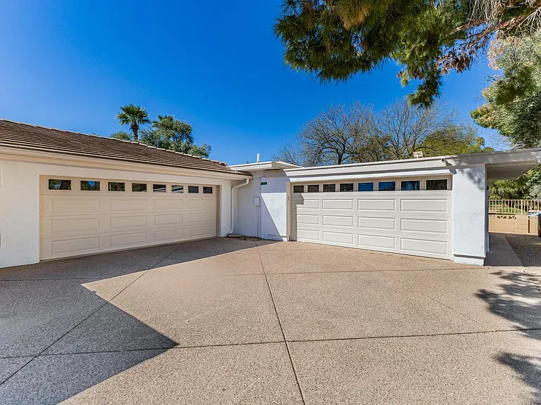 11832 N Oakhurst Way — Photo 99