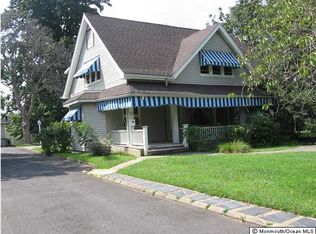 36 Monmouth Pkwy, Monmouth Beach, NJ 07750