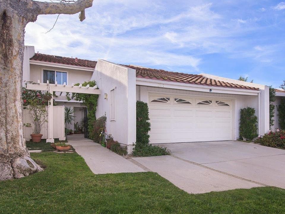 1st image of 2717 Bottlebrush Dr