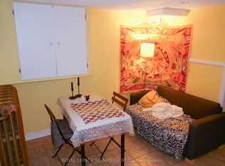 1026 Ossington Ave, Toronto, ON M6G3V6