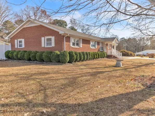 1828 Fletchers Chapel Rd, Durham, NC 27703