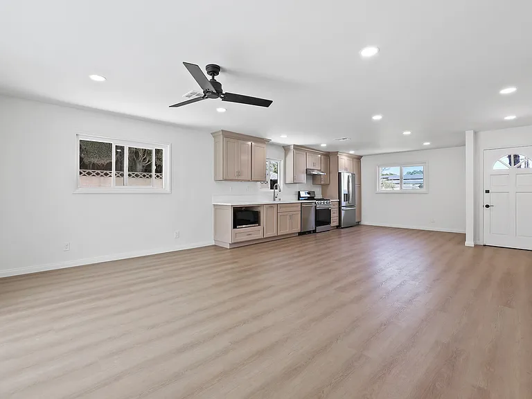 13871 Ward St — Photo 8