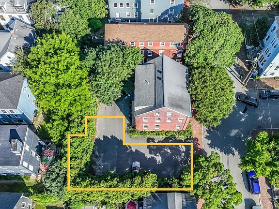 5th image of 62 Waterville Street