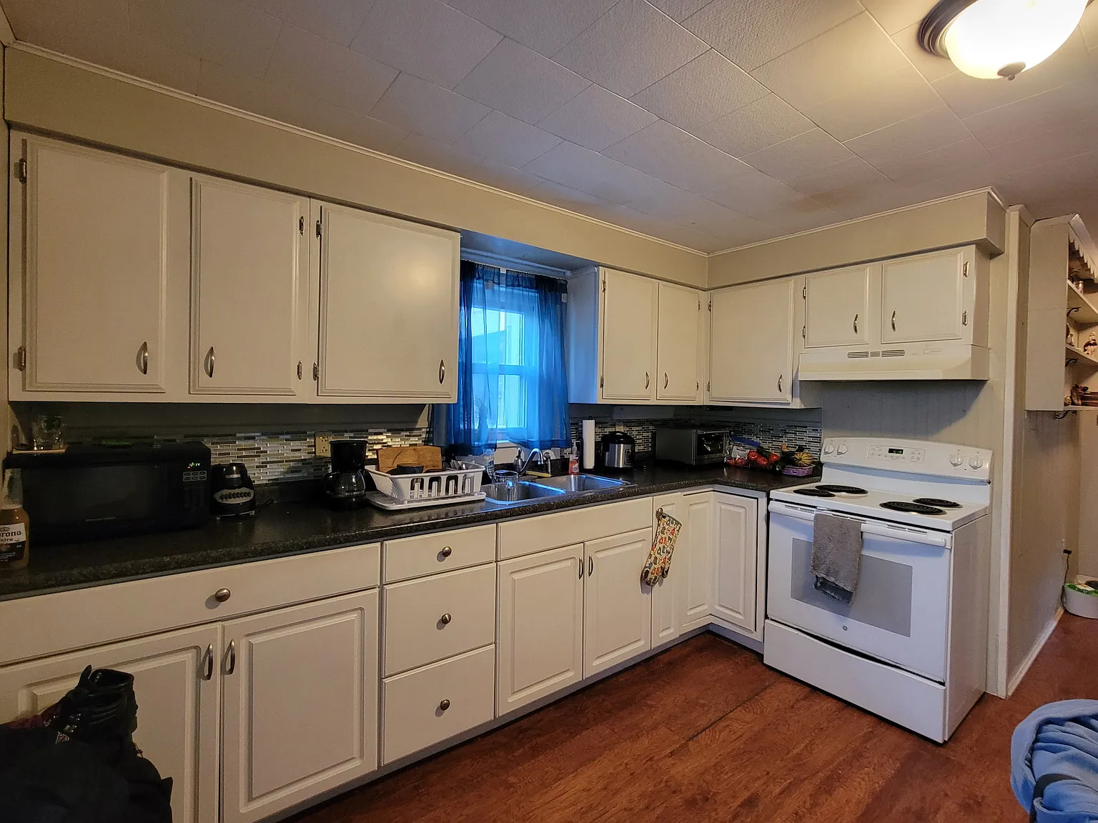 2 bed, 550 sqft, $1,600 — Photo 1
