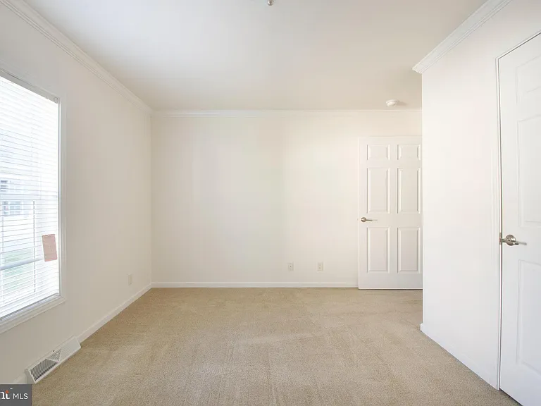 121 Bluebell Dr #11 — Photo 17