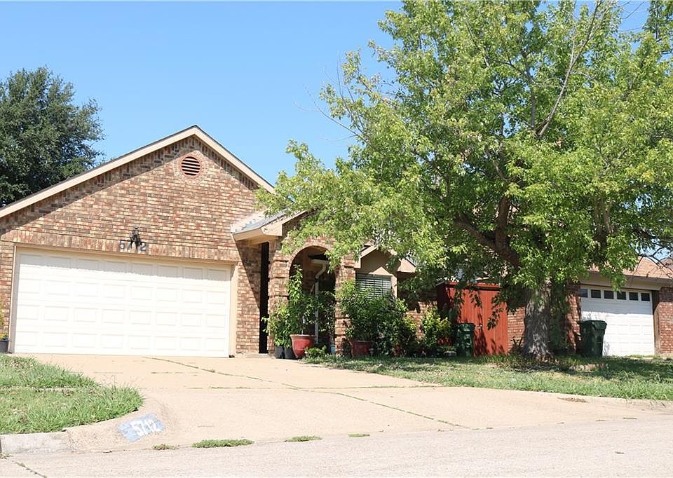 1st image of 5712 Spyglass Hill Dr