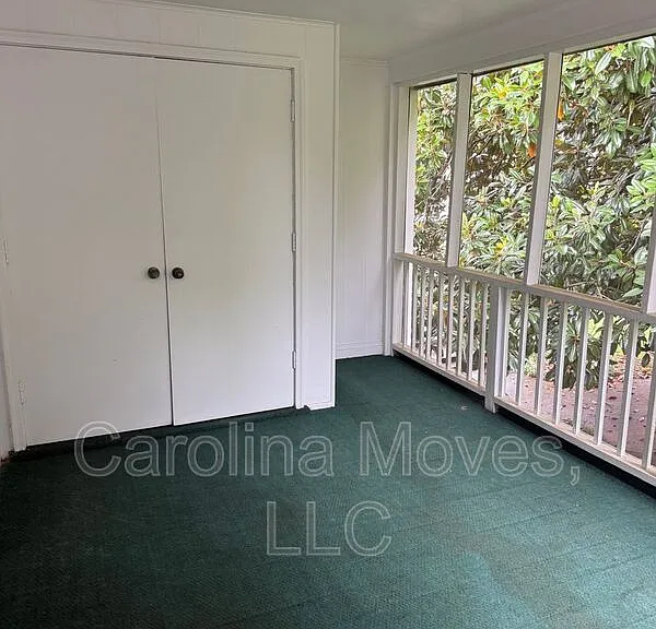 925 Cleveland St #102 — Photo 21