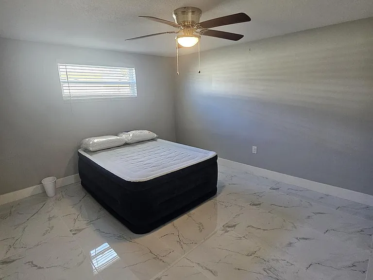 4931A Pompano Dr — Photo 13