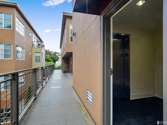 4th image of 25 Sierra St APT E301