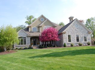 1015 Silverbrook Ct, Broadview Heights, OH 44147