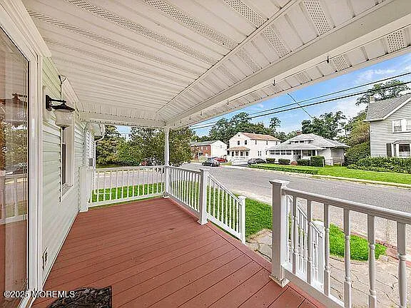 4 bed, 1.5 bath, 1754 sqft, $3,800 — Photo 4