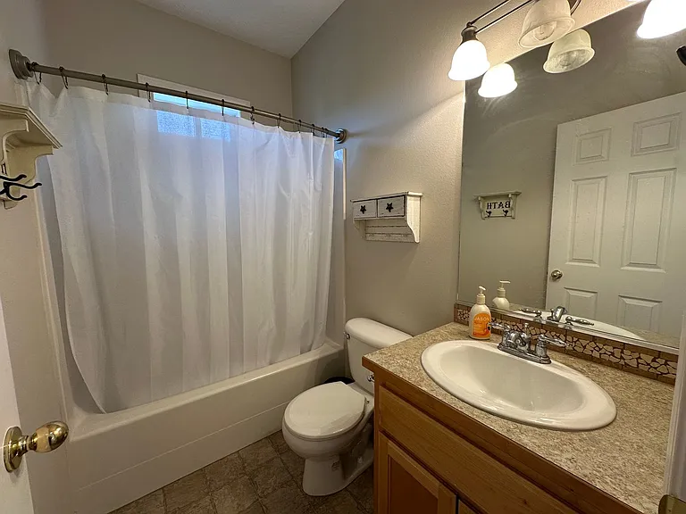 12405 E Aunnic Ln — Photo 15