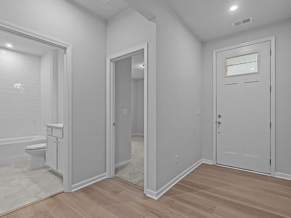 4th image of 1329 Capefox Dr Lot 6