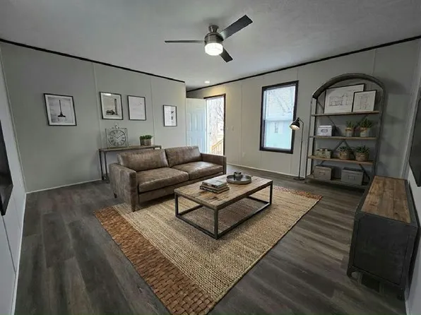 503 Juliet Dr #154, Lakeville, MN 55044