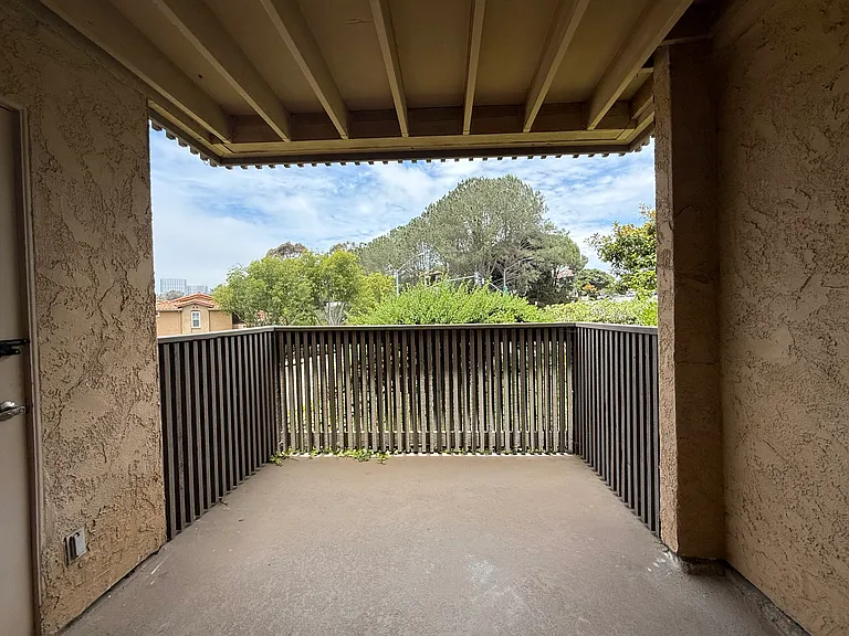 8581 Villa La Jolla Dr #A — Photo 10