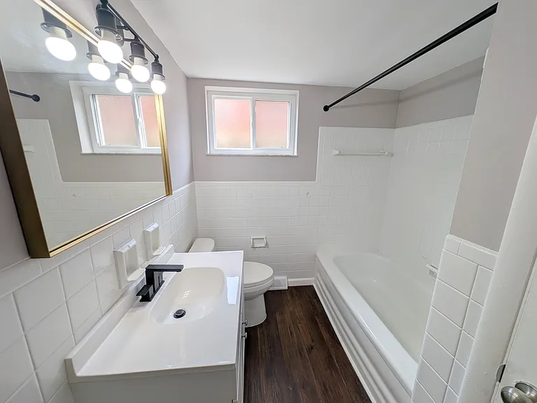110 Cromwell Pl #2 — Photo 3
