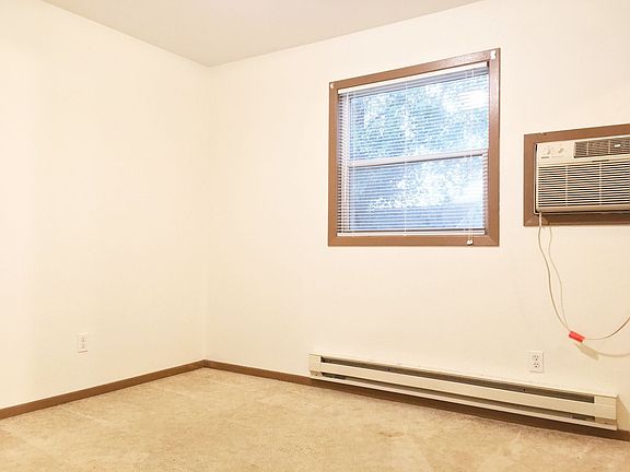 4th image of 2206 8th Ave NW #3