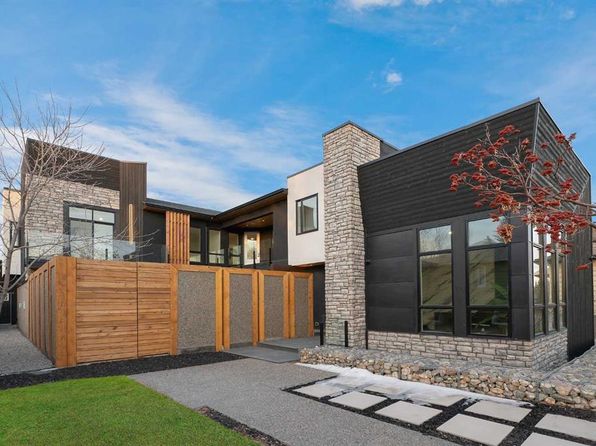 1812 S 20th Ave NW, Calgary, AB T2M 1H3