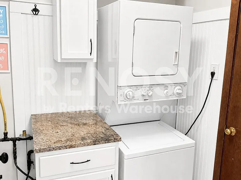 2775 Upland Ct — Photo 5