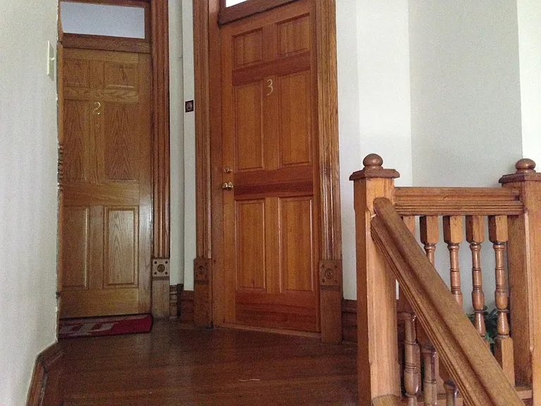 301 S 9th St — Photo 4