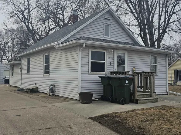 2005 McKinley St, Sioux City, IA 51109