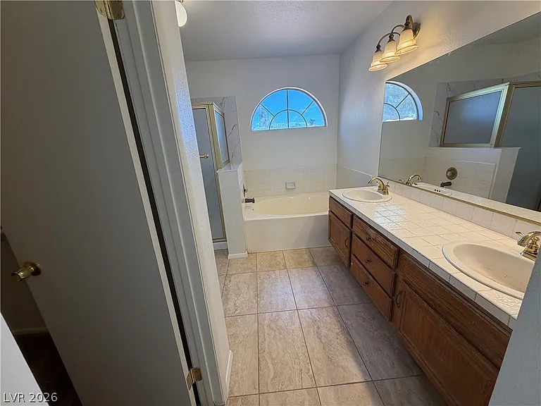 9509 Swan Bay Dr — Photo 41
